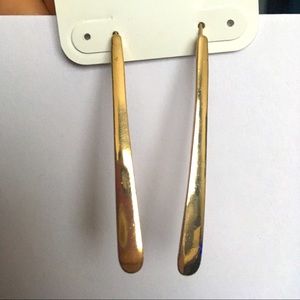 Gold drop earrings